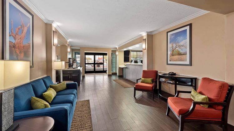 MainStay Suites El Centro I-8 Lobby
