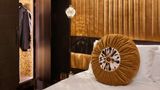 <b>QT Perth Room</b>. Images powered by <a href="https://iceportal.shijigroup.com/" title="IcePortal" target="_blank">IcePortal</a>.