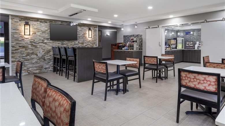 <b>Best Western Knoxville Airport/Alcoa Restaurant</b>. Images powered by <a href="https://iceportal.shijigroup.com/" title="IcePortal" target="_blank">IcePortal</a>.