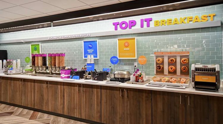 Tru by Hilton Fort Wayne Restaurant
