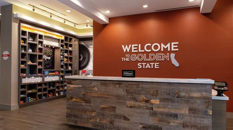 <b>Hampton Inn & Suites Buena Park Lobby</b>. Images powered by <a href="https://iceportal.shijigroup.com/" title="IcePortal" target="_blank">IcePortal</a>.