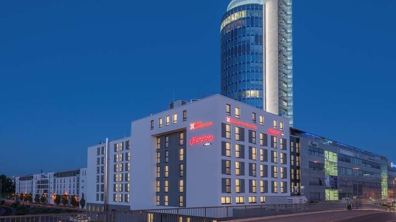 <b>Hilton Garden Inn Munich City West Exterior</b>. Images powered by <a href="https://iceportal.shijigroup.com/" title="IcePortal" target="_blank">IcePortal</a>.