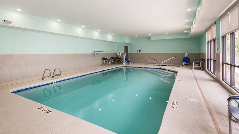 <b>Hampton Inn & Suites Ruidoso Downs Pool</b>. Images powered by <a href="https://iceportal.shijigroup.com/" title="IcePortal" target="_blank">IcePortal</a>.