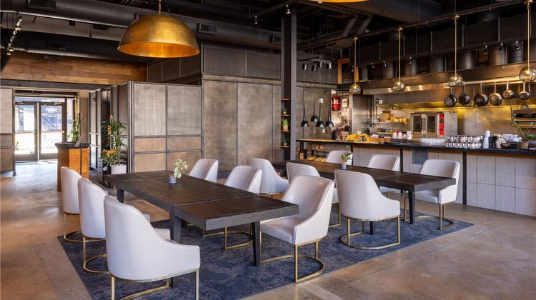 Foundry Hotel Asheville, Curio Coll Restaurant