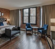 Foundry Hotel Asheville, Curio Coll Room