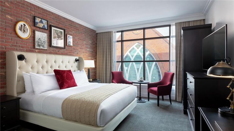 Foundry Hotel Asheville, Curio Coll Room