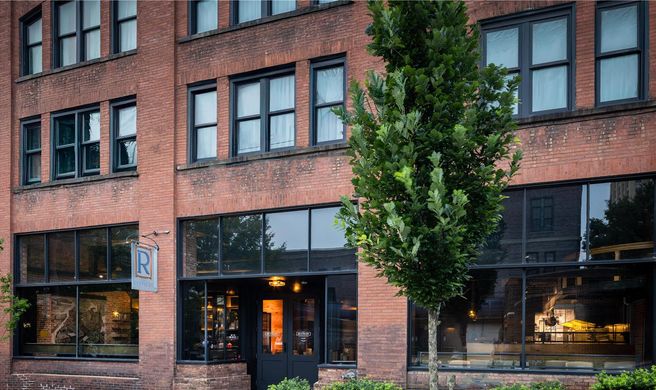 Foundry Hotel Asheville, Curio Coll Exterior