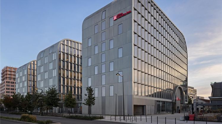 Hilton Garden Inn Bordeaux Centre Exterior
