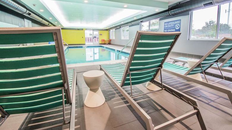 <b>Tru by Hilton Bowling Green Pool</b>. Images powered by <a href="https://iceportal.shijigroup.com/" title="IcePortal" target="_blank">IcePortal</a>.