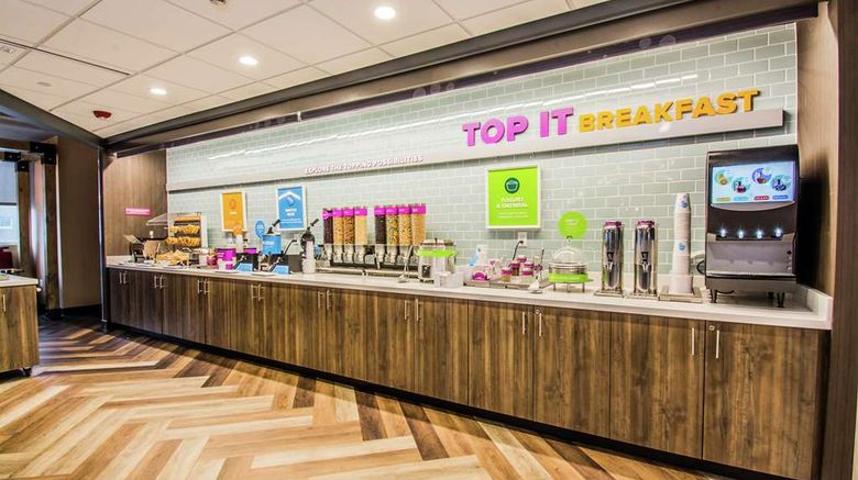 <b>Tru by Hilton Bowling Green Restaurant</b>. Images powered by <a href="https://iceportal.shijigroup.com/" title="IcePortal" target="_blank">IcePortal</a>.