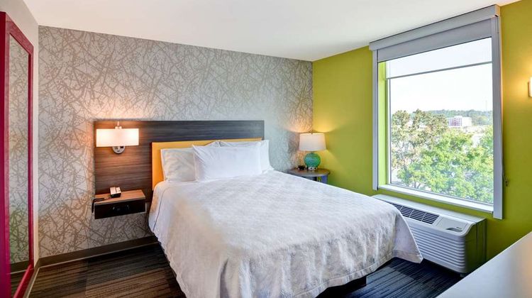 Home2 Suites by Hilton Hot Springs Room