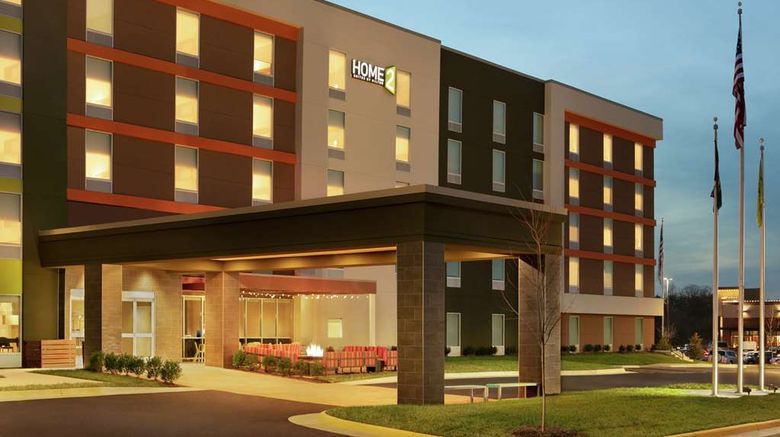 <b>Home2 Suites Chantilly Dulles Airport Exterior</b>. Images powered by <a href="https://iceportal.shijigroup.com/" title="IcePortal" target="_blank">IcePortal</a>.