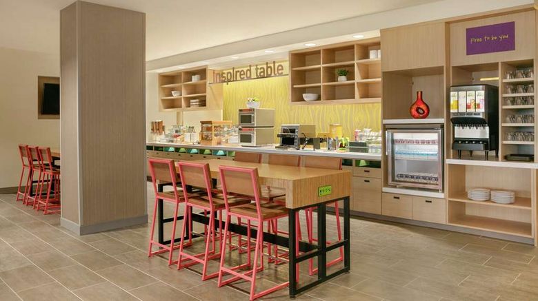 <b>Home2 Suites Chantilly Dulles Airport Restaurant</b>. Images powered by <a href="https://iceportal.shijigroup.com/" title="IcePortal" target="_blank">IcePortal</a>.