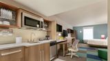Home2 Suites Chantilly Dulles Airport Room