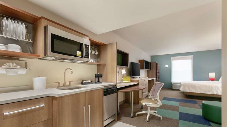 <b>Home2 Suites Chantilly Dulles Airport Room</b>. Images powered by <a href="https://iceportal.shijigroup.com/" title="IcePortal" target="_blank">IcePortal</a>.