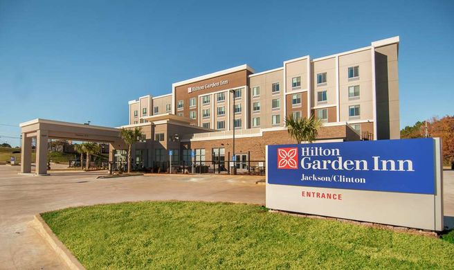 Hilton Garden Inn Jackson/Clinton Exterior