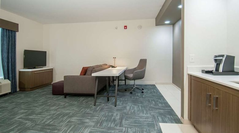 <b>Hilton Garden Inn Jackson/Clinton Room</b>. Images powered by <a href="https://iceportal.shijigroup.com/" title="IcePortal" target="_blank">IcePortal</a>.