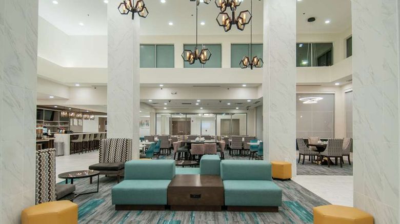 <b>Hilton Garden Inn Jackson/Clinton Lobby</b>. Images powered by <a href="https://iceportal.shijigroup.com/" title="IcePortal" target="_blank">IcePortal</a>.