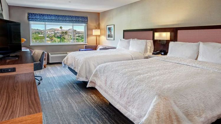 Hampton Inn Vallejo Room