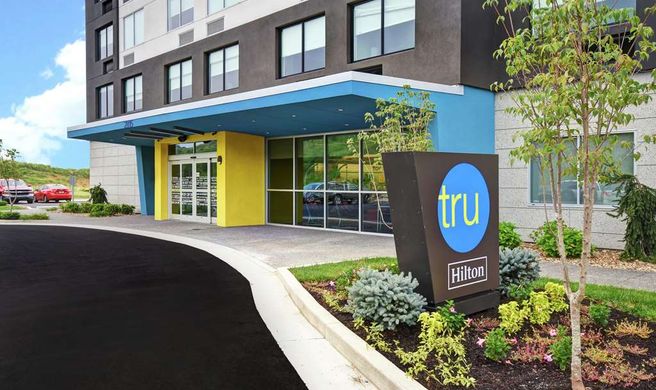 Tru by Hilton Pigeon Forge Exterior