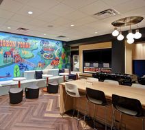 Tru by Hilton Pigeon Forge Lobby