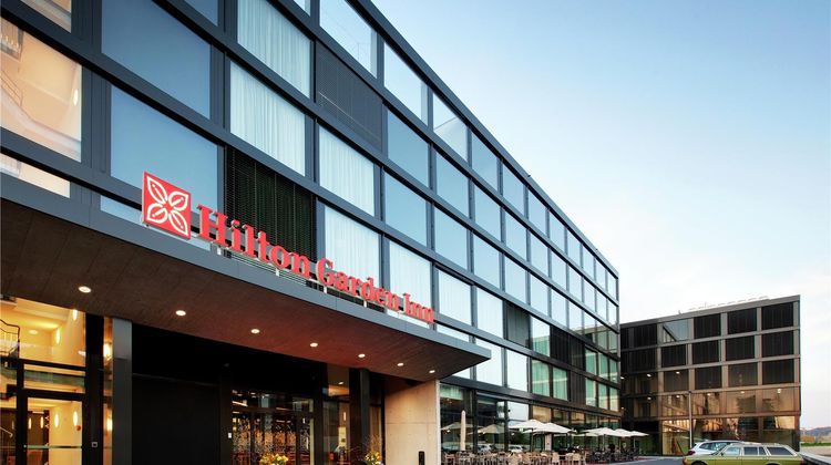 Hilton Garden Inn Zurich Limmattal Exterior