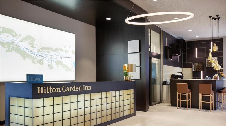 <b>Hilton Garden Inn Zurich Limmattal Lobby</b>. Images powered by <a href="https://iceportal.shijigroup.com/" title="IcePortal" target="_blank">IcePortal</a>.