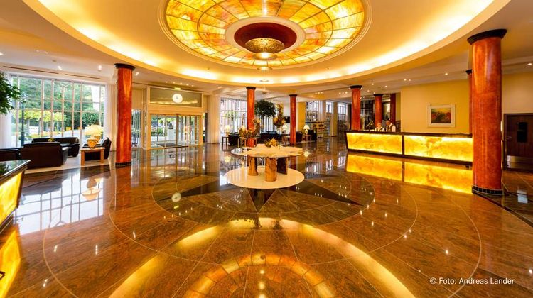 Dorint Herrenkrug Parkhotel Lobby