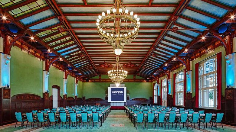 <b>Dorint Herrenkrug Parkhotel Ballroom</b>. Images powered by <a href="https://iceportal.shijigroup.com/" title="IcePortal" target="_blank">IcePortal</a>.