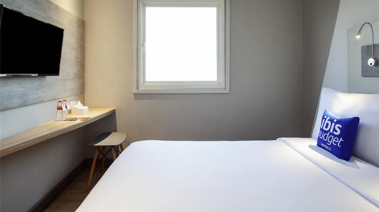 Ibis Budget Surabaya Diponegoro Room