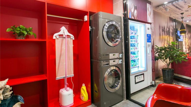 <b>Ibis Xi'an Lintong Huaqing Hot Hotel Other</b>. Images powered by <a href="https://iceportal.shijigroup.com/" title="IcePortal" target="_blank">IcePortal</a>.