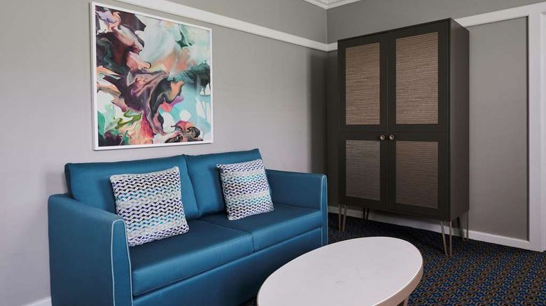 <b>Hotel Kurrajong Canberra Suite</b>. Images powered by <a href="https://iceportal.shijigroup.com/" title="IcePortal" target="_blank">IcePortal</a>.