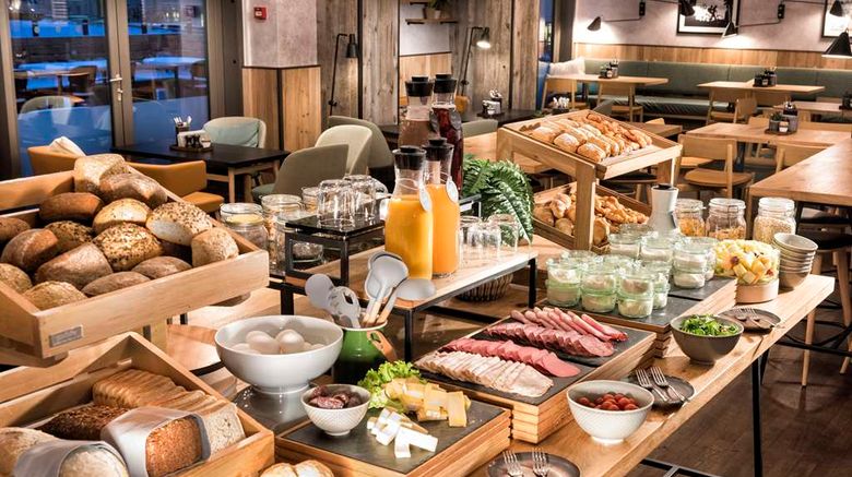 <b>Adina Apartment Hotel Copenhagen Restaurant</b>. Images powered by <a href="https://iceportal.shijigroup.com/" title="IcePortal" target="_blank">IcePortal</a>.