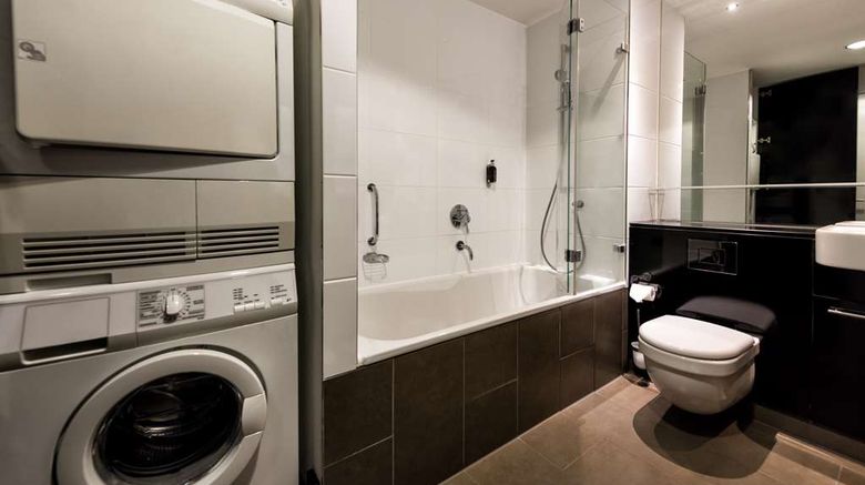 <b>Adina Apartment Htl Frankfurt Neue Oper Room</b>. Images powered by <a href="https://iceportal.shijigroup.com/" title="IcePortal" target="_blank">IcePortal</a>.