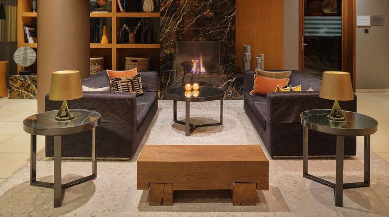 <b>Adina Apartment Htl Frankfurt Neue Oper Lobby</b>. Images powered by <a href="https://iceportal.shijigroup.com/" title="IcePortal" target="_blank">IcePortal</a>.