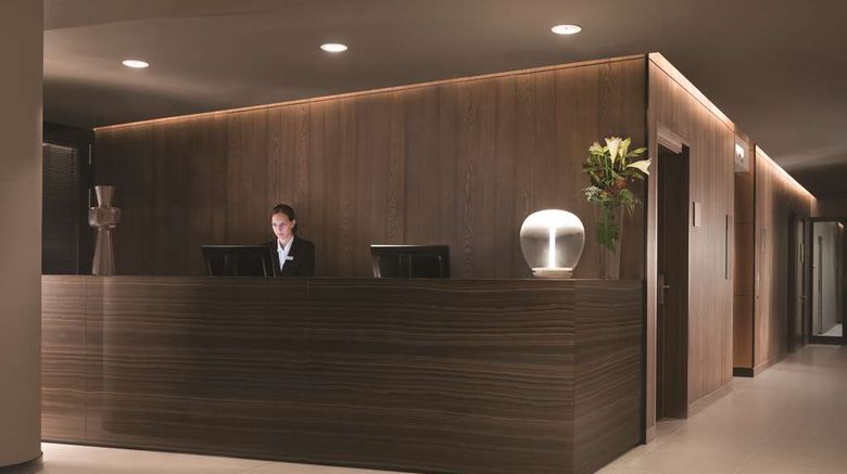 <b>Adina Apartment Hotel Frankfurt Westend Lobby</b>. Images powered by <a href="https://iceportal.shijigroup.com/" title="IcePortal" target="_blank">IcePortal</a>.