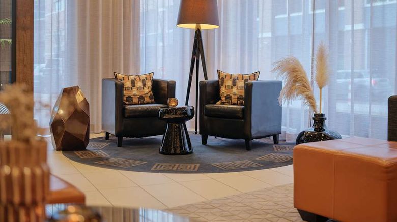 <b>Adina Apartment Hotel Hamburg Michel Lobby</b>. Images powered by <a href="https://iceportal.shijigroup.com/" title="IcePortal" target="_blank">IcePortal</a>.