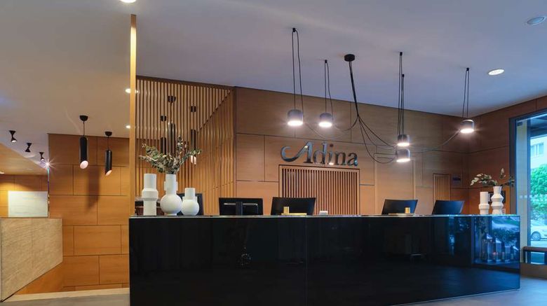 <b>Adina Apartment Hotel Hackescher Markt Lobby</b>. Images powered by <a href="https://iceportal.shijigroup.com/" title="IcePortal" target="_blank">IcePortal</a>.