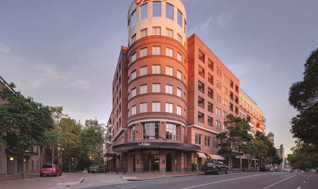 Adina Apartment Hotel Sydney Surry Hills Exterior