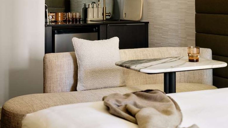 <b>Adina Apartment Hotel Sydney Town Hall Suite</b>. Images powered by <a href="https://iceportal.shijigroup.com/" title="IcePortal" target="_blank">IcePortal</a>.