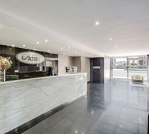 Adina Apartment Hotel Wollongong Lobby