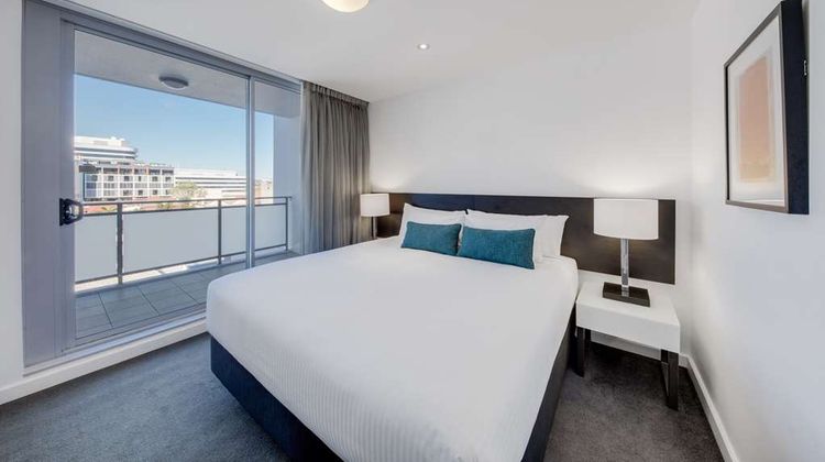 Adina Apartment Hotel Wollongong Room