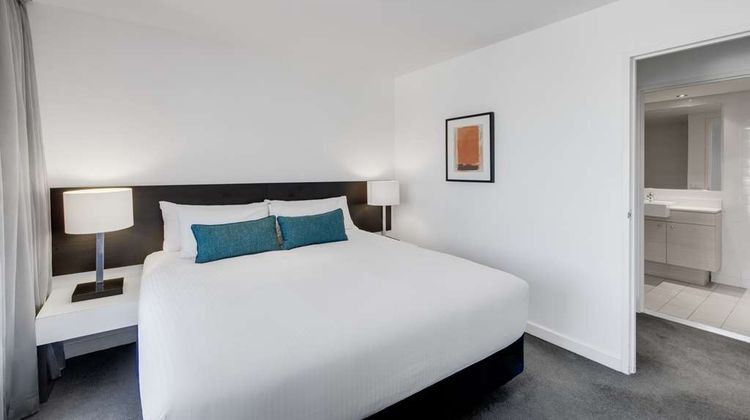 Adina Apartment Hotel Wollongong Room