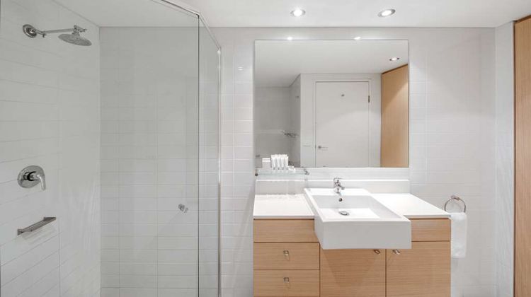 Adina Apartment Hotel Wollongong Room