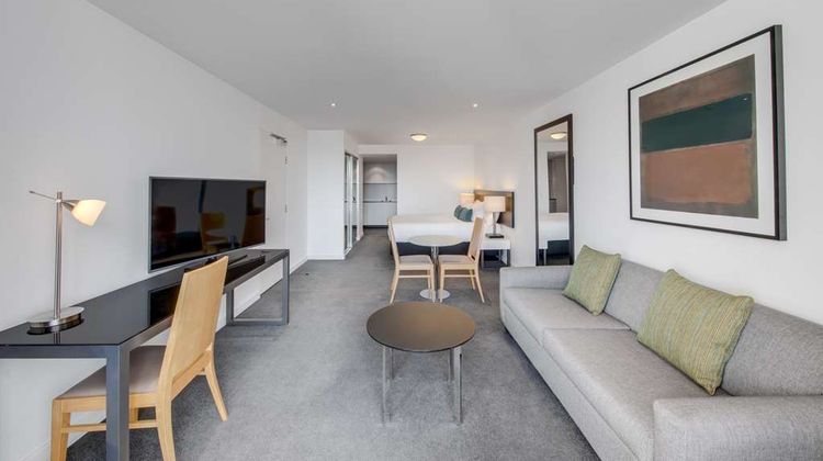 Adina Apartment Hotel Wollongong Suite