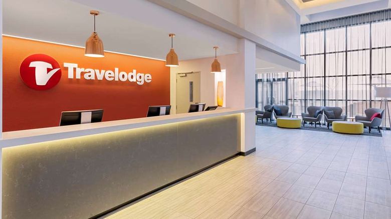 <b>Travelodge Sydney Airport Lobby</b>. Images powered by <a href="https://iceportal.shijigroup.com/" title="IcePortal" target="_blank">IcePortal</a>.