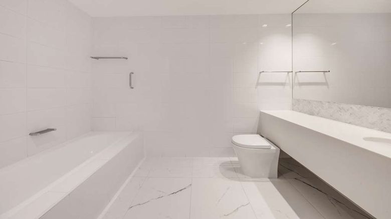 <b>Vibe Hotel Sydney Room</b>. Images powered by <a href="https://iceportal.shijigroup.com/" title="IcePortal" target="_blank">IcePortal</a>.