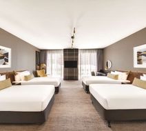 Vibe Hotel Sydney Room