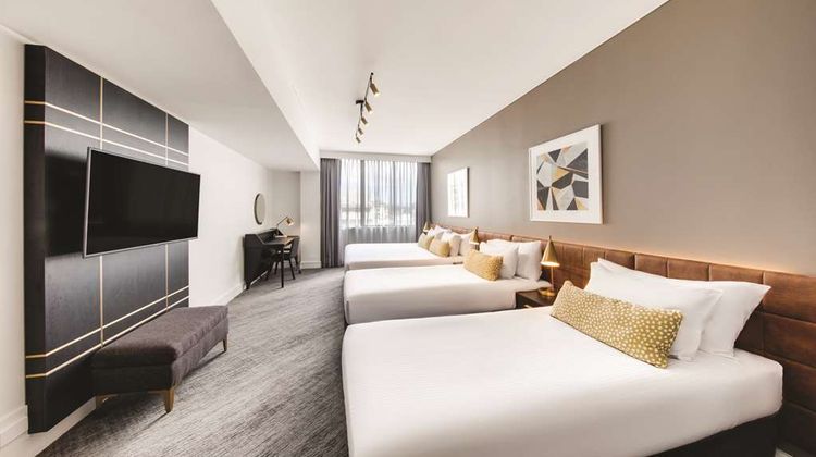 Vibe Hotel Sydney Room