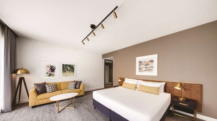 Vibe Hotel Sydney Room